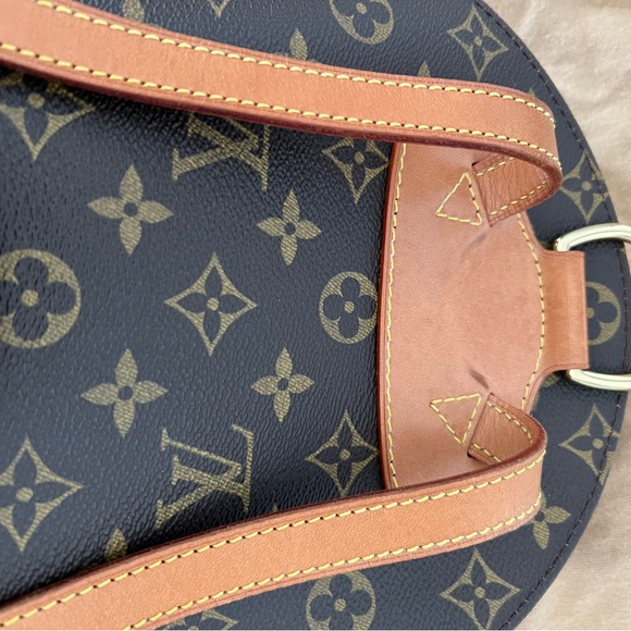 SOLD- Louis Vuitton ellipse backpack. - Picture 4 of 11